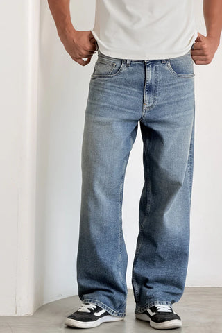 baggy jeans